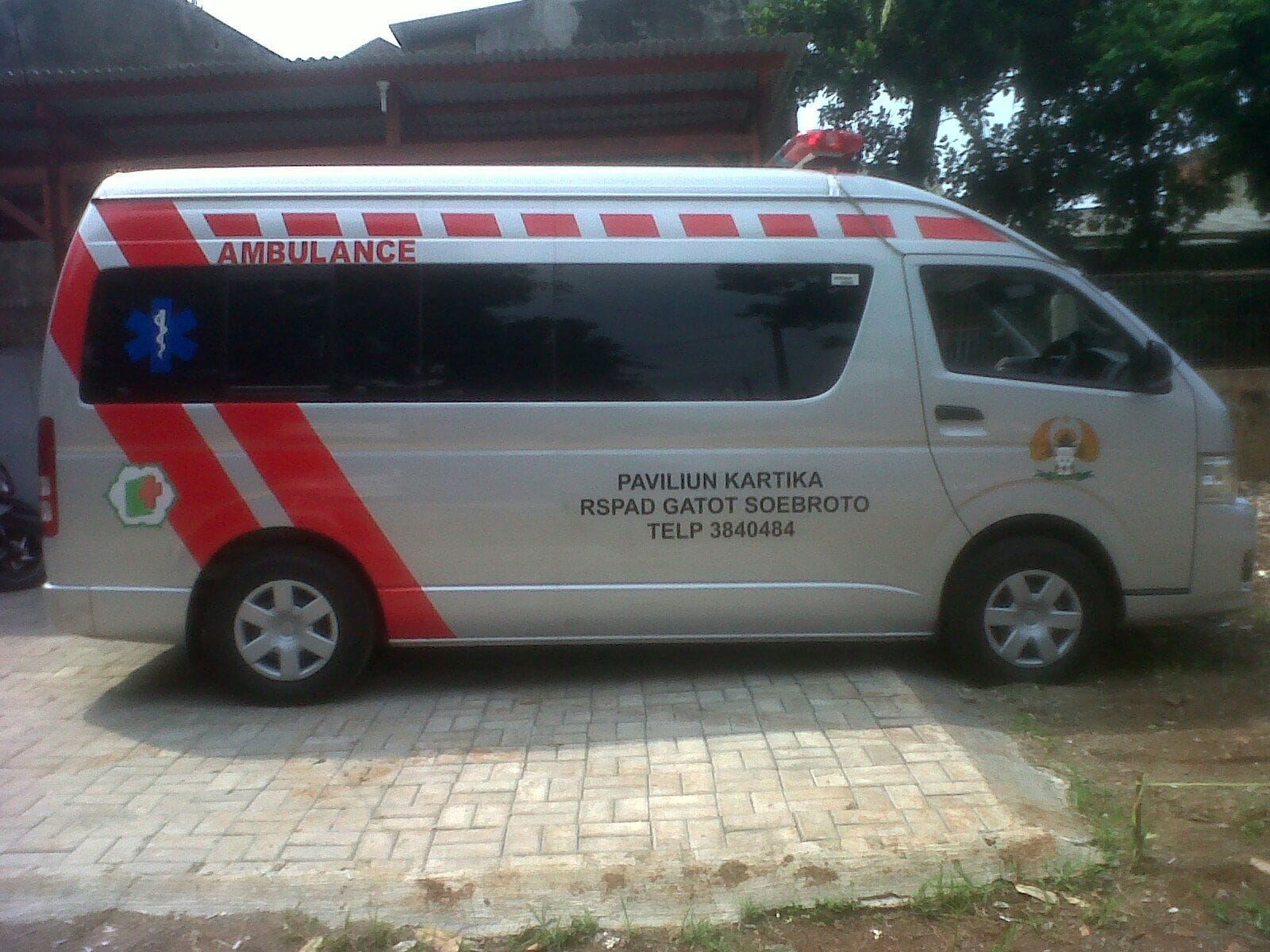 Sejarah Mobil Ambulance