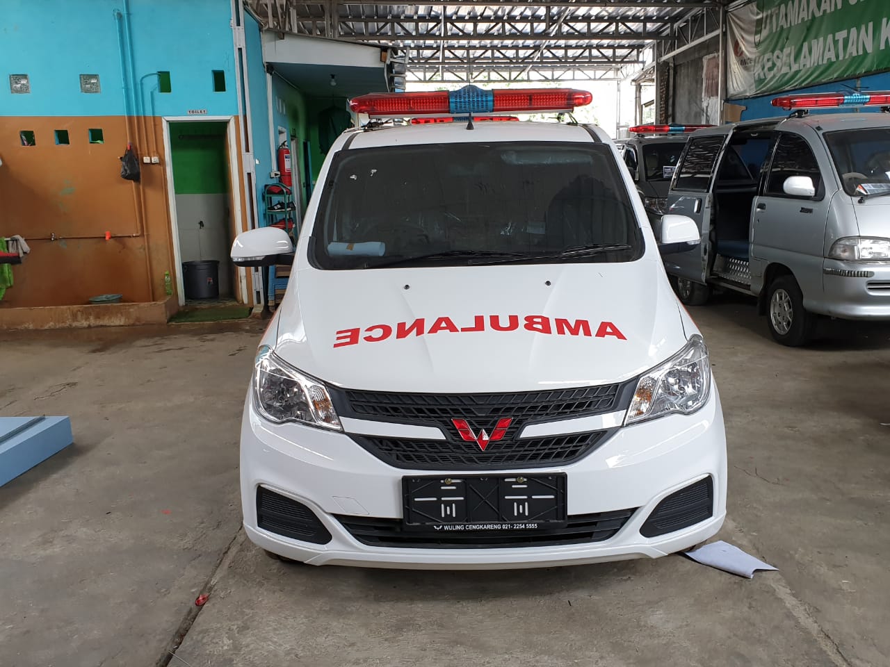 Modifikasi Mobil Ambulan