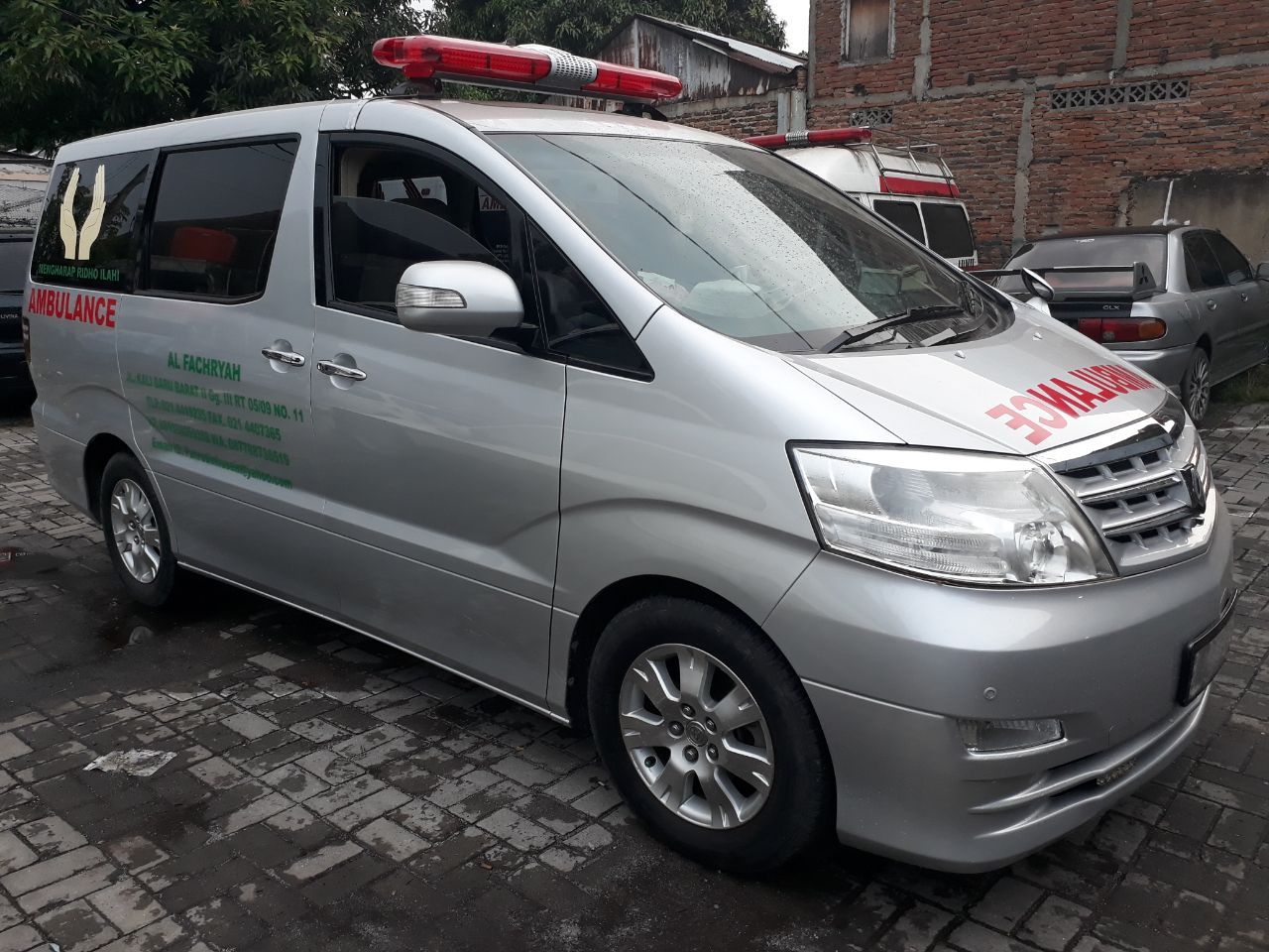 spesifikasi ambulance transport karoseri ambulance