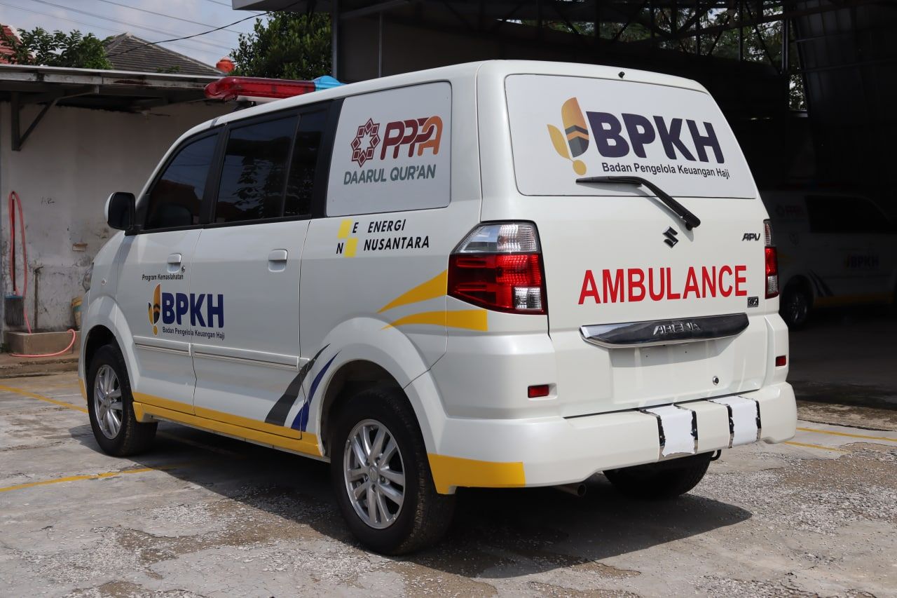 Gambar mobil Mitsubishi Xpander yang dapat dijadikan ambulance