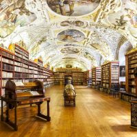 Perpustakaan Keliling Unik di Dunia Ini